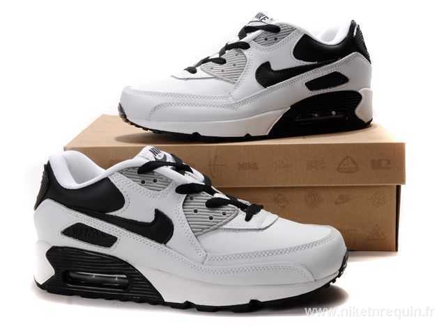 Nike Air Maxes